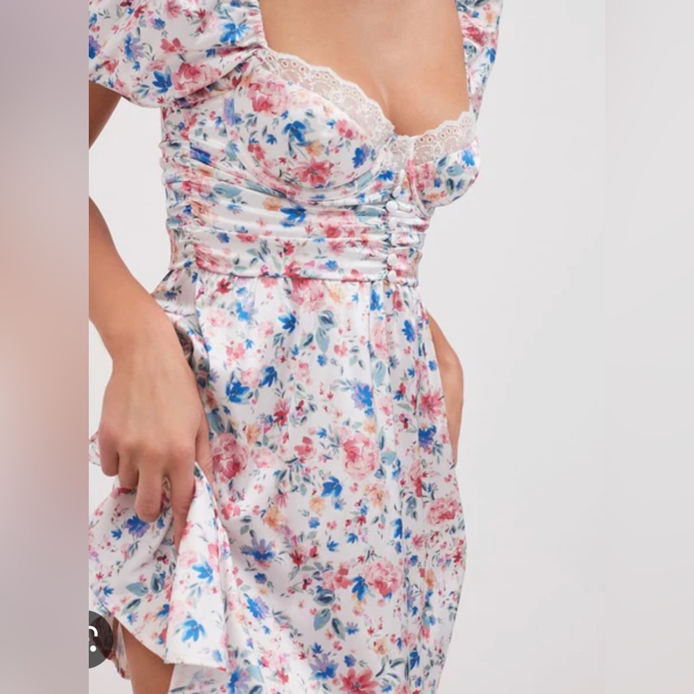 Small For Love and Lemons Juliet Dress look-a-like, preppy and beautiful